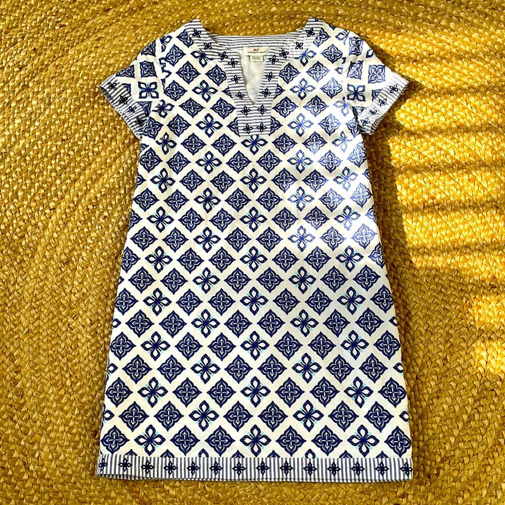 Vineyard vines blue and white dress sz 2